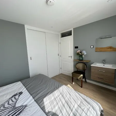 Modern Spacious Within Walking Distance Of The North Sea In De Koog (Texel)