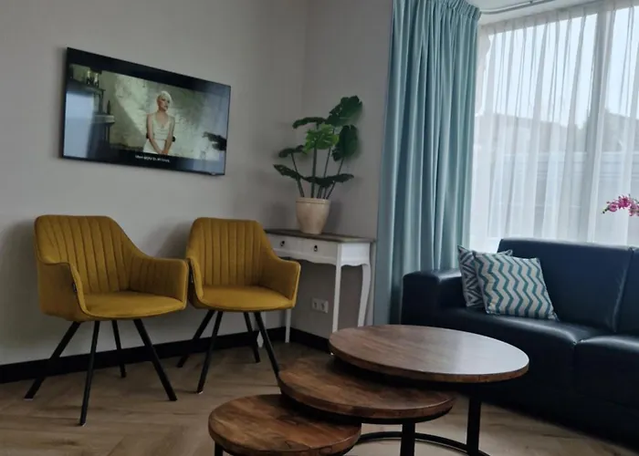 Vakantiehuis Modern Spacious Within Walking Distance Of The North Sea In De Koog (Texel)