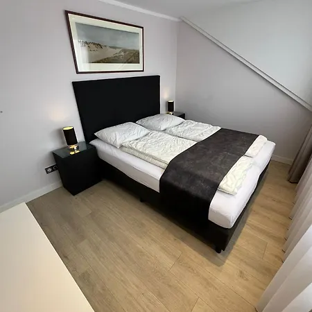 Ferienhaus Modern Spacious Within Walking Distance Of The North Sea In *